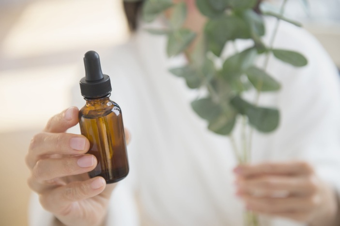 how to get essential oil off skin